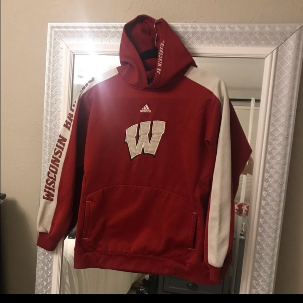 Wisconsin Badgers Sweatshirt boys XL